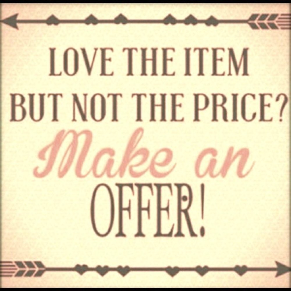 Bundle 2 ore more items & make me an offer!